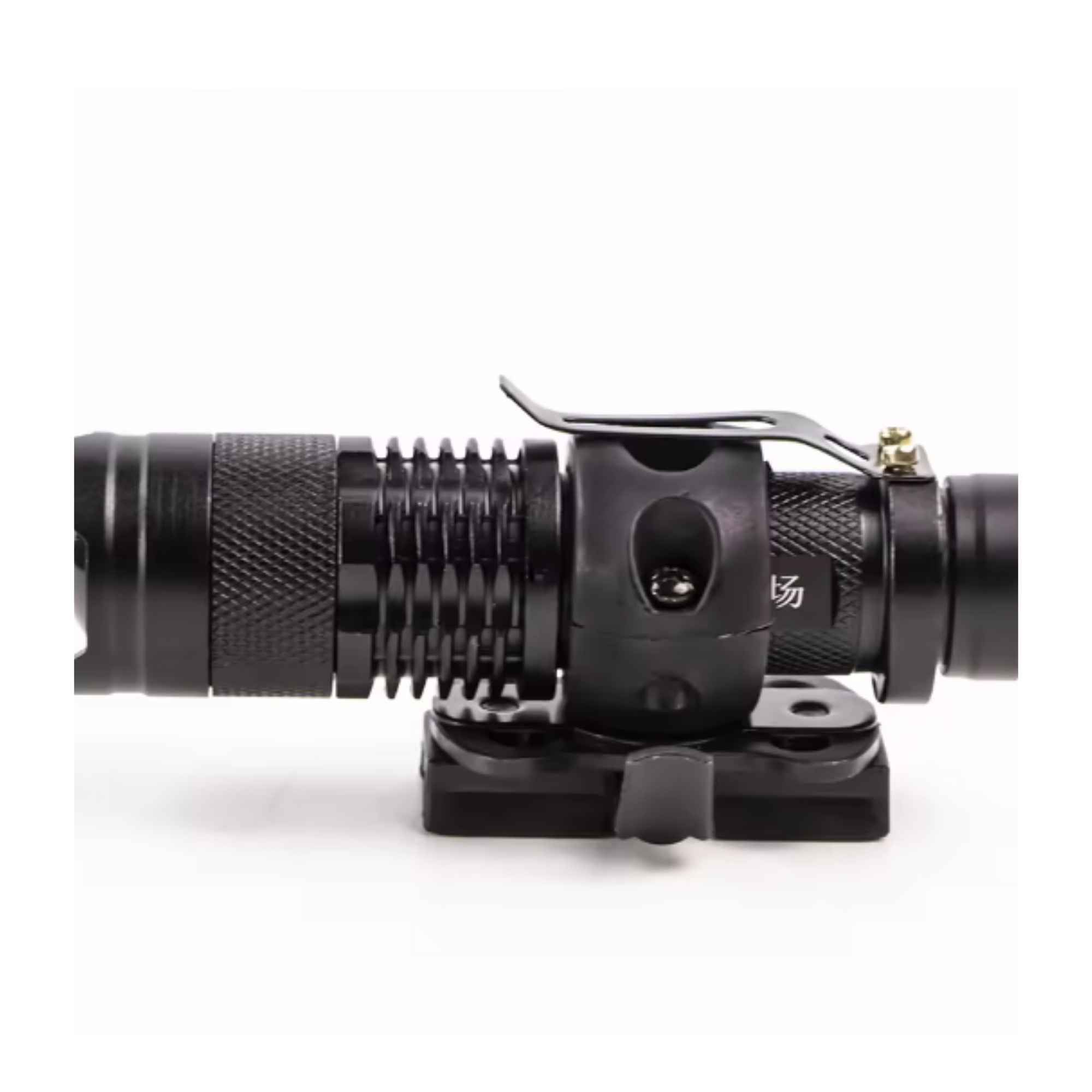 | Lampe de Poche Lampe Tactique Airsoft Suspendue – Image 2