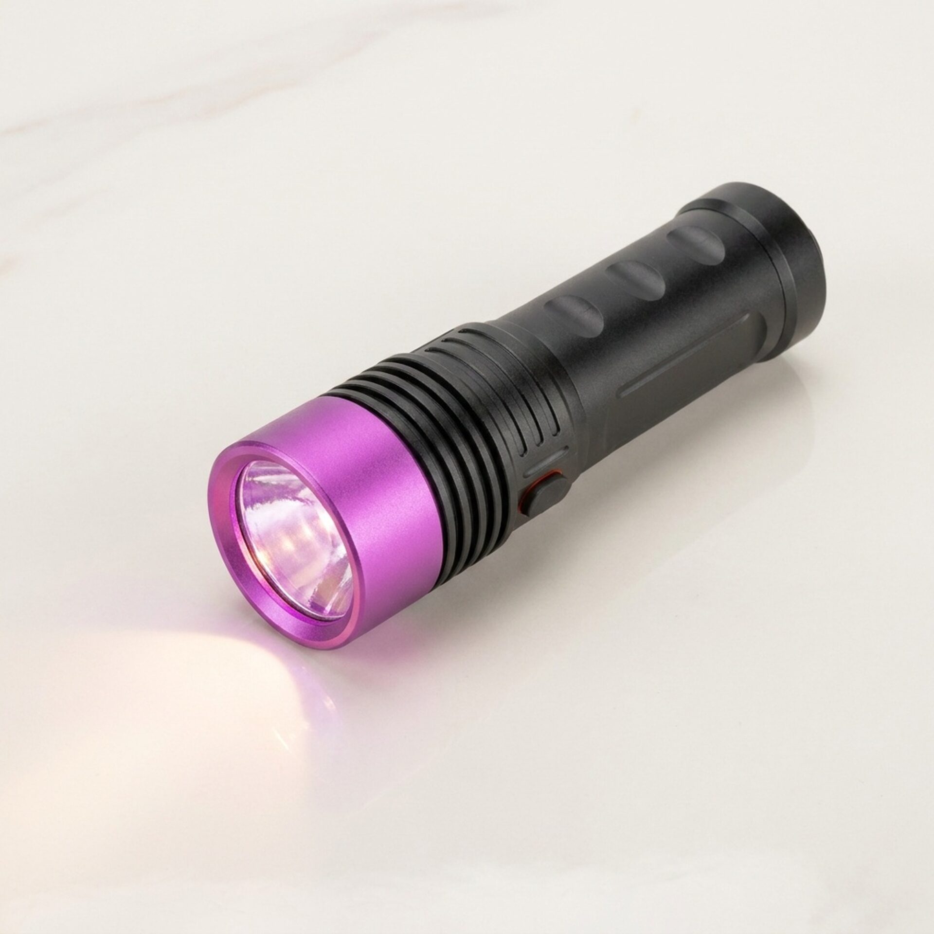 | Lampe de Poche Lampe Torche UV Haute Puissance – Image 5